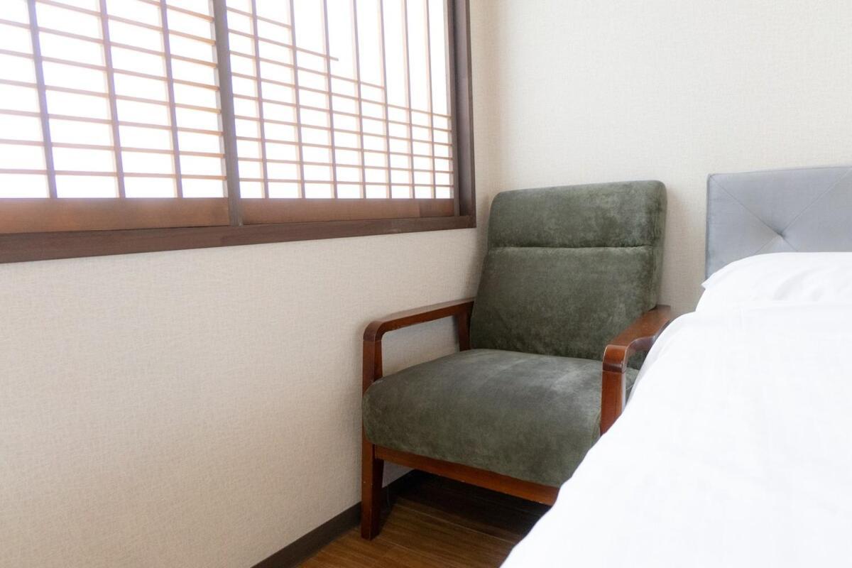 3F Guest House Netomari 西九条駅から徒歩2分 Osaka Dış mekan fotoğraf